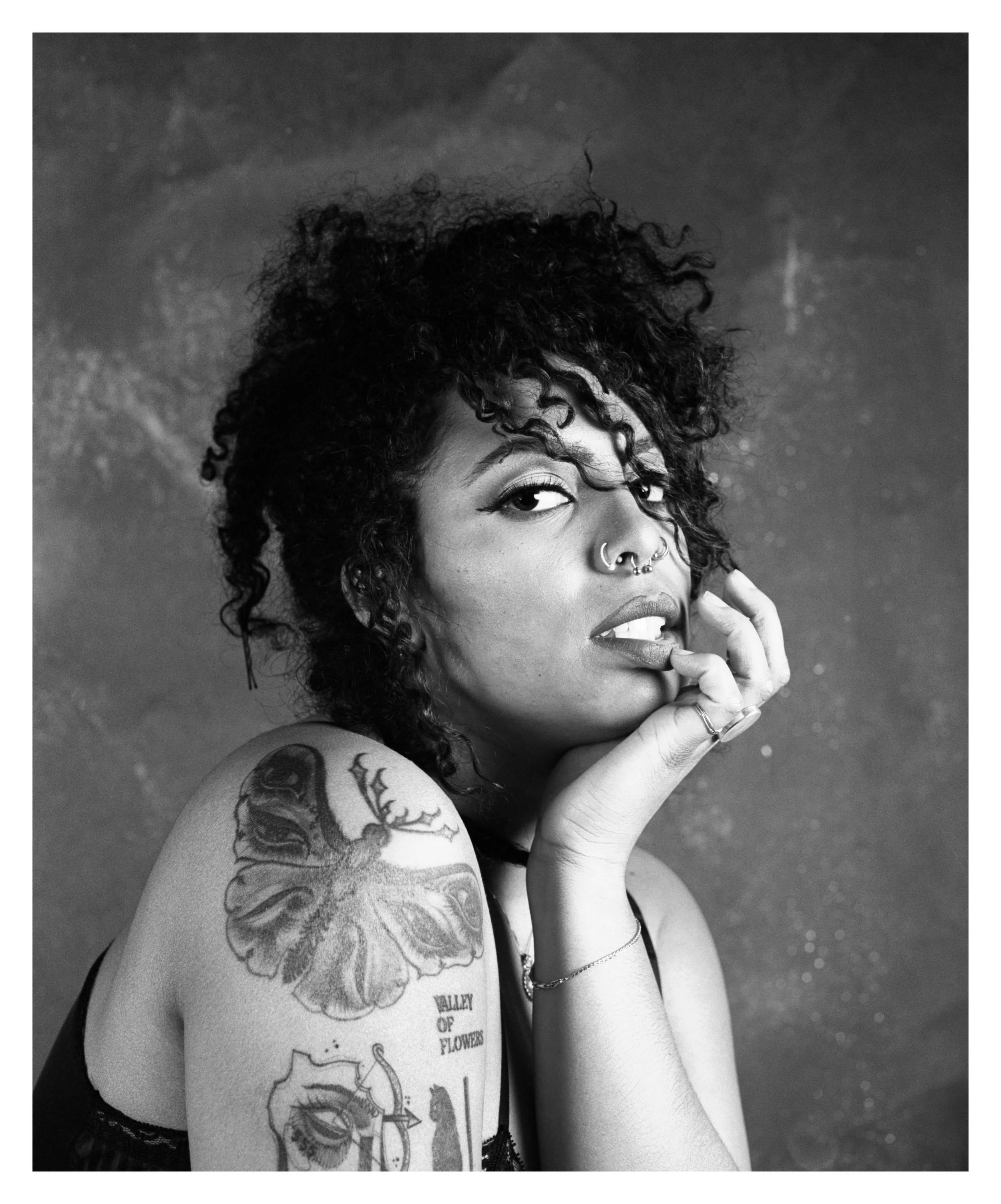 Ashley BW  (11)w borders.jpg