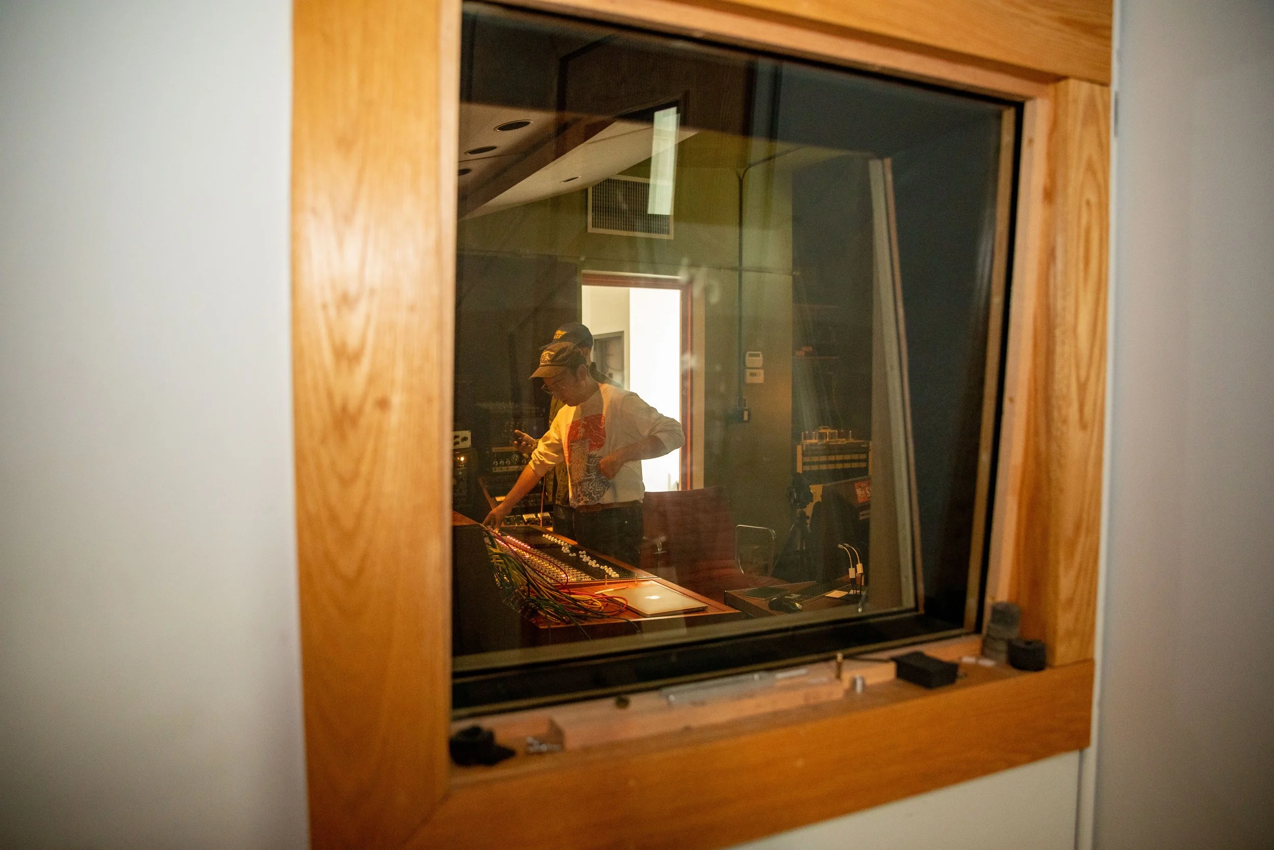 100123_STUDIOSESSION12.jpg
