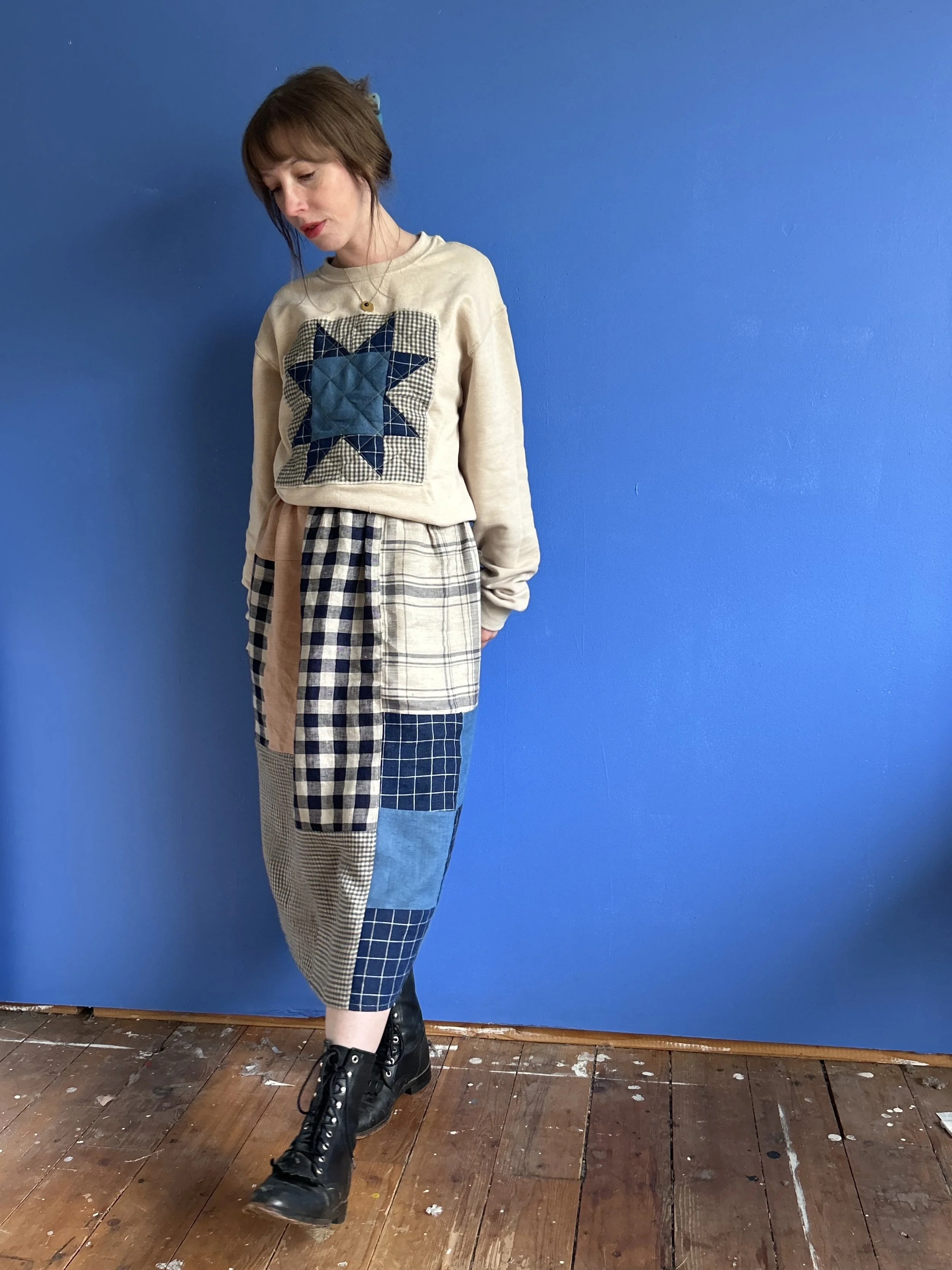 BlueSawtoothSweater2.jpg