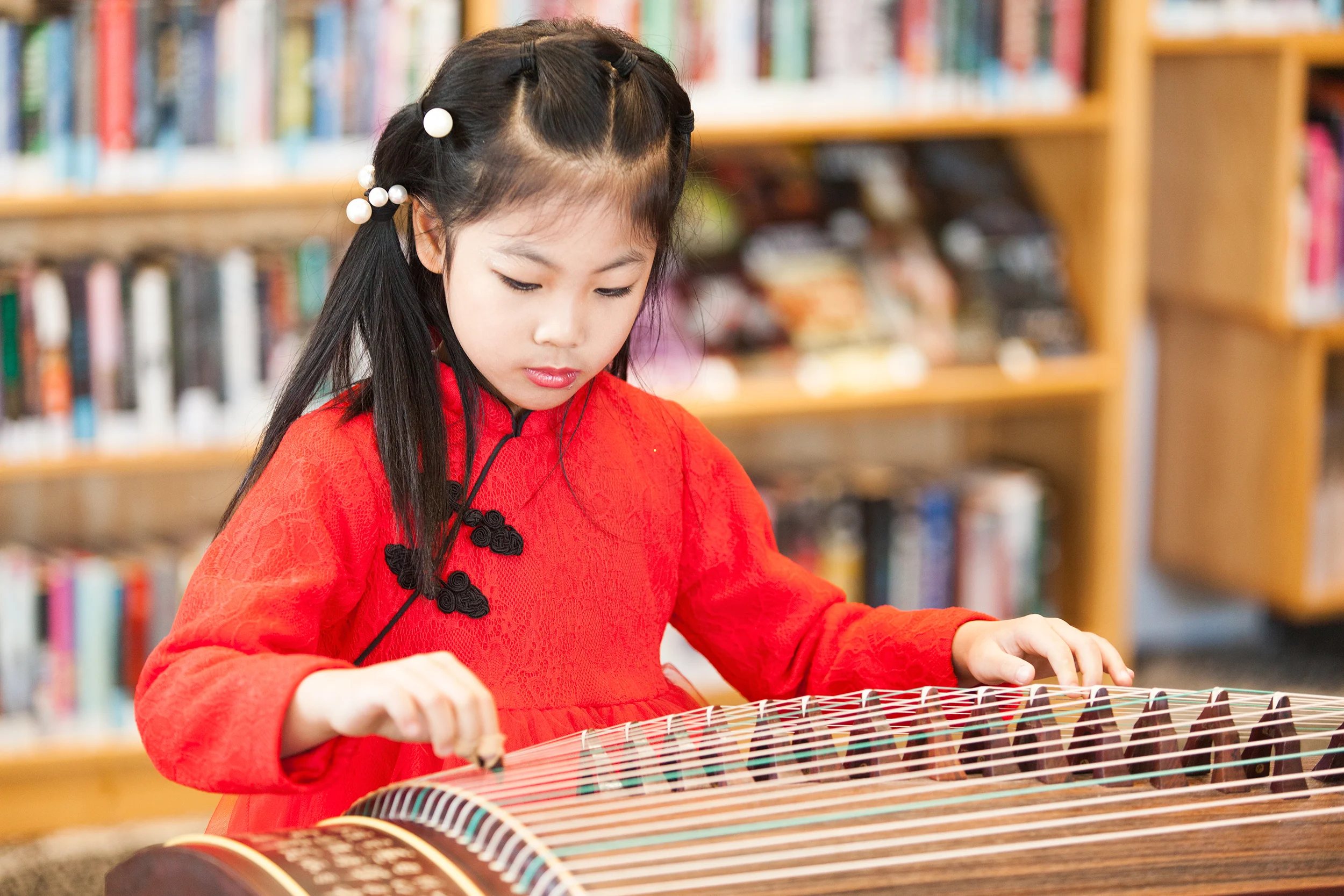  Performer: Tiffany Wang 演奏者：王廷玥 