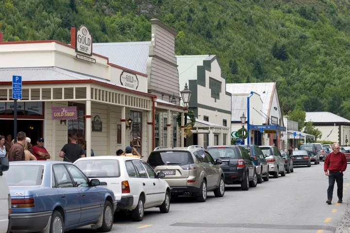 ARROWTOWN