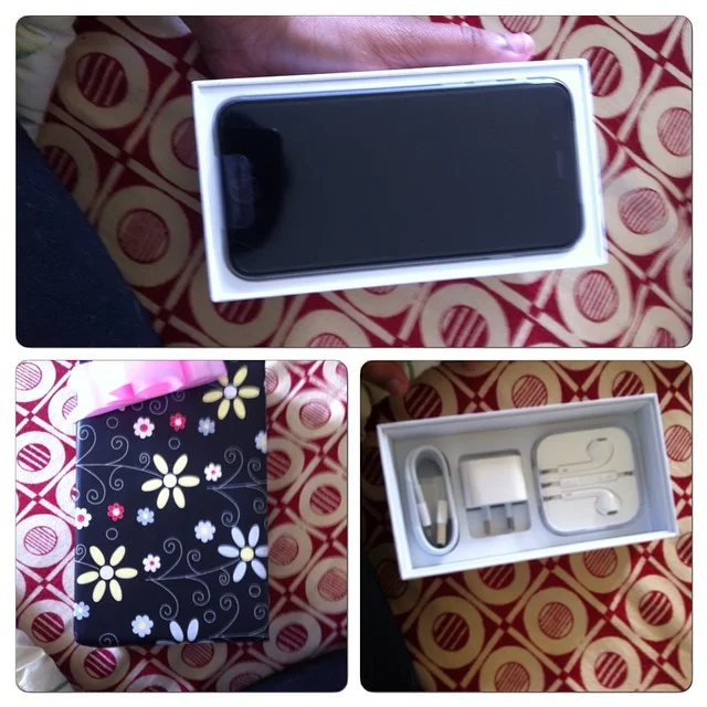 MY BEAUTIFUL PHONE, THOUGH IT NO LONGER LOOKS LIKE THAT