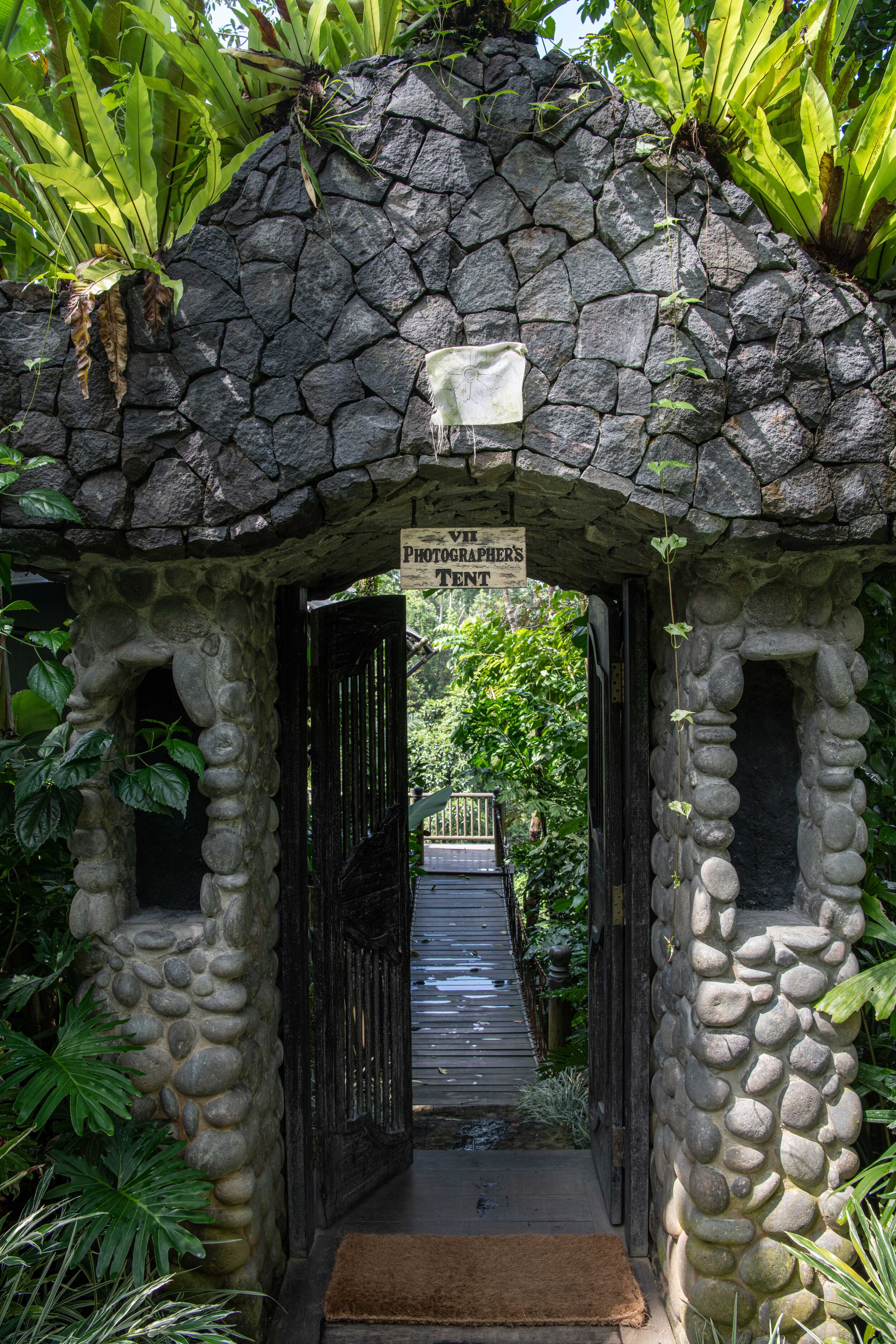 Capella Bali Bedroom Photographer entrance.jpg