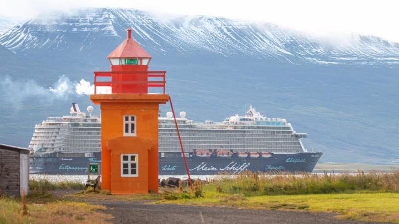 68 Port of Akureyri 1.jpg
