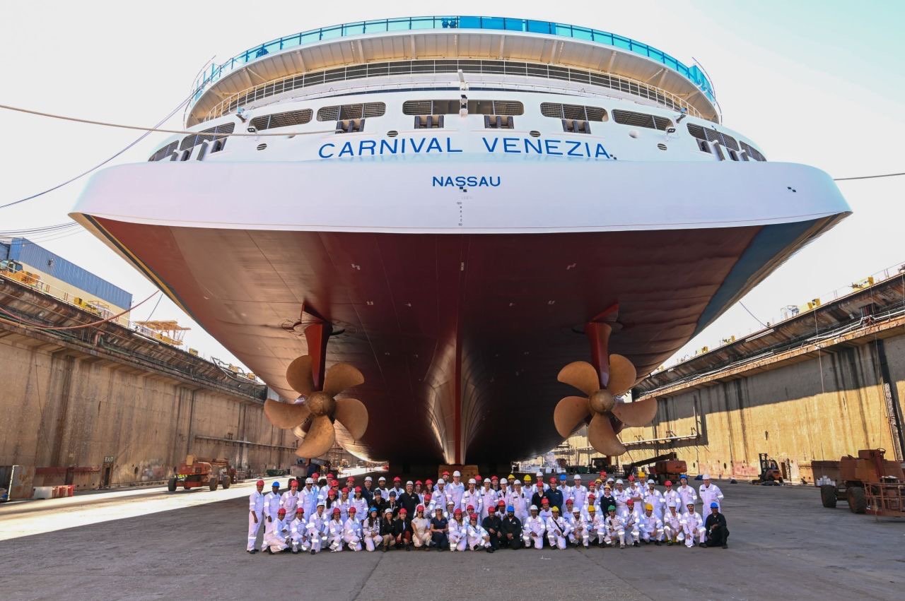 987 Carnival Cruise Line.JPG