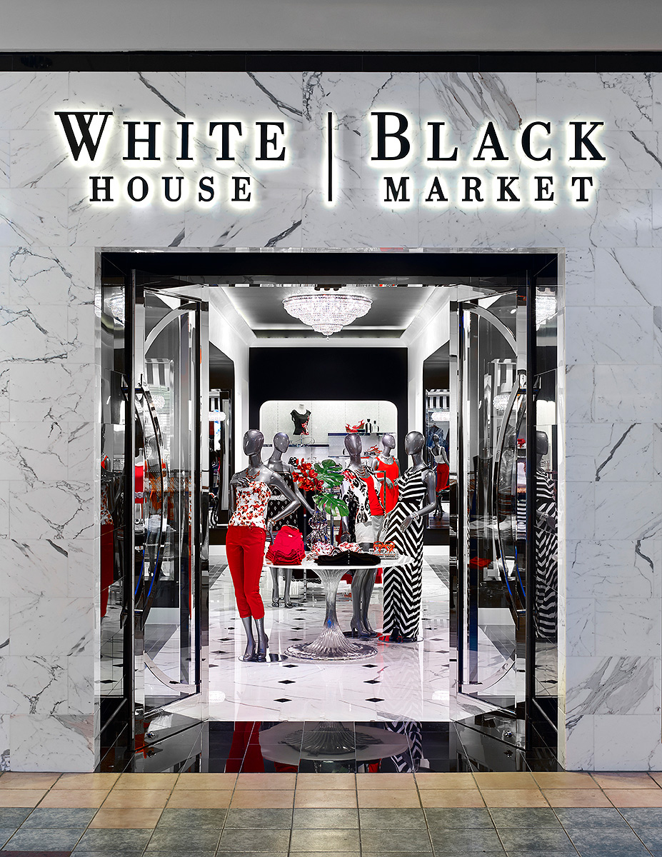  White House | Black Market San Juan, PR 