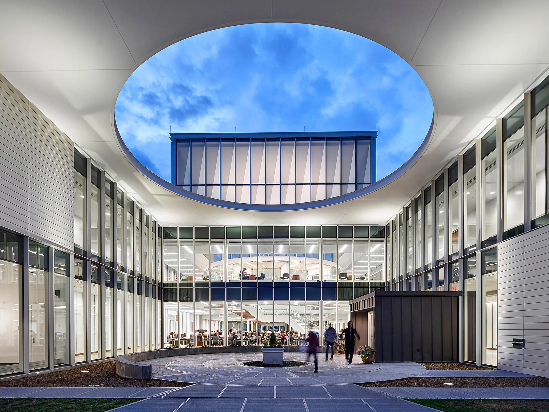 Suffolk County Community College ikon 5 Architects Brentwood, NY