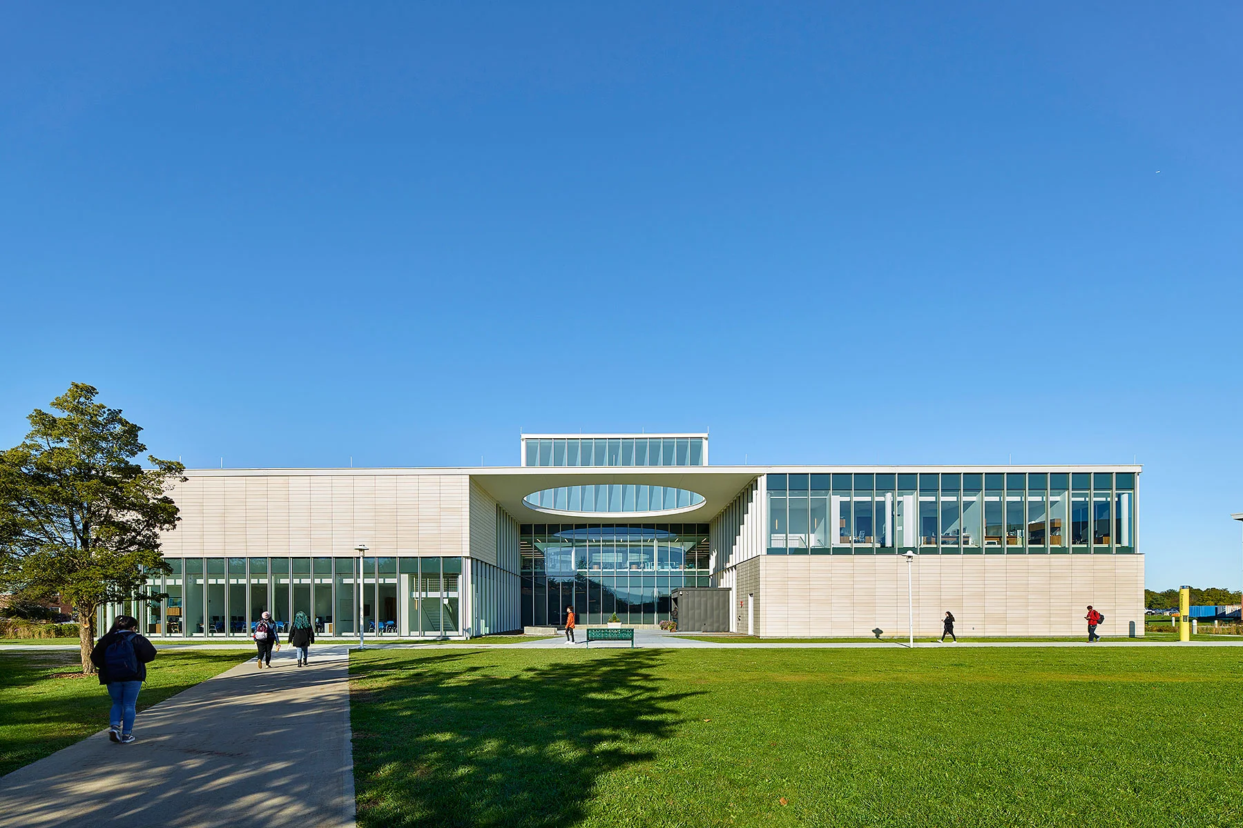 Suffolk County Community College ikon 5 Architects Brentwood, NY