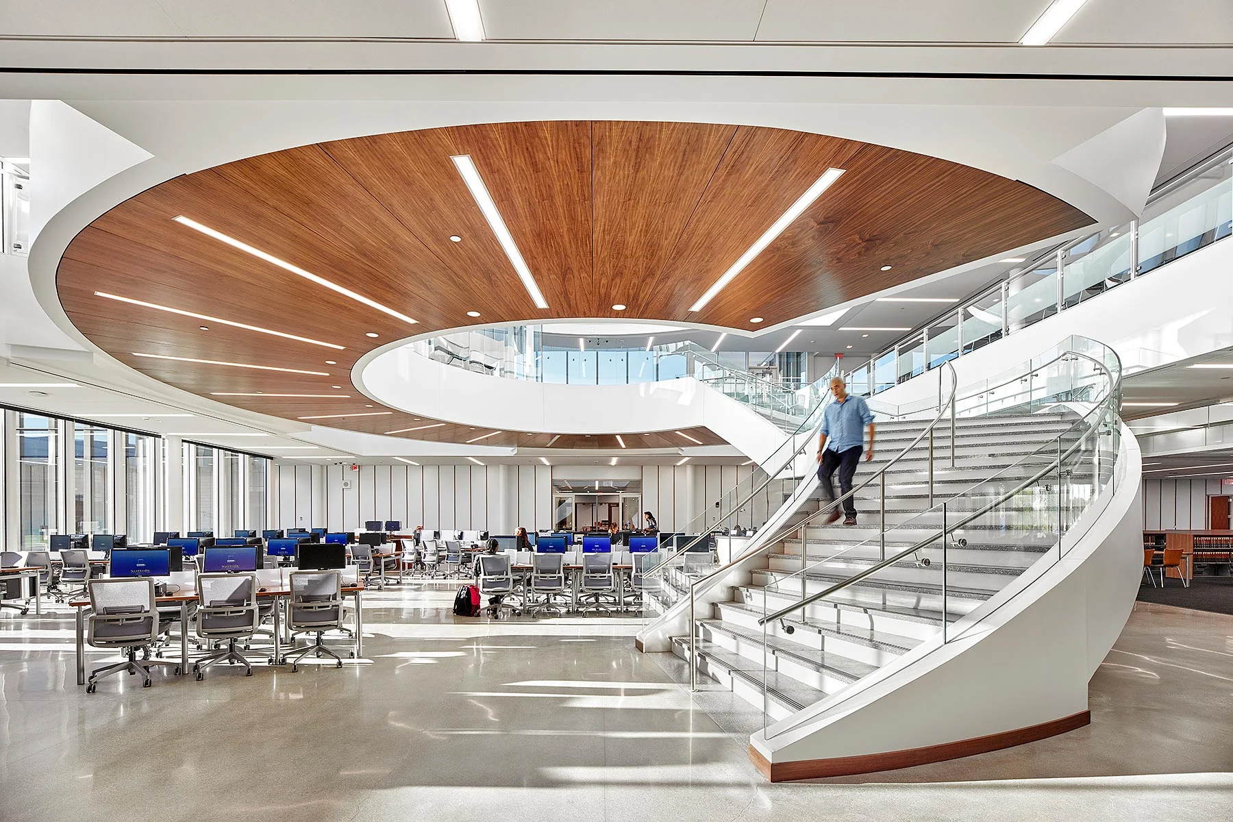 Suffolk County Community College ikon 5 Architects Brentwood, NY