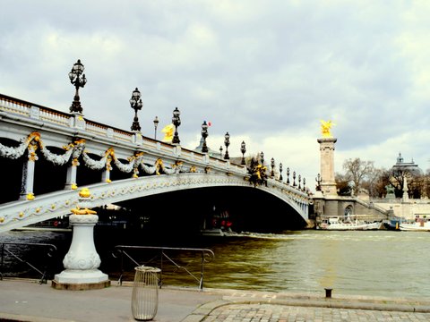 bridge-berges-de-seine.JPG