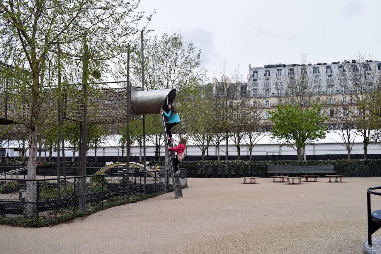 The playground near the Louvre