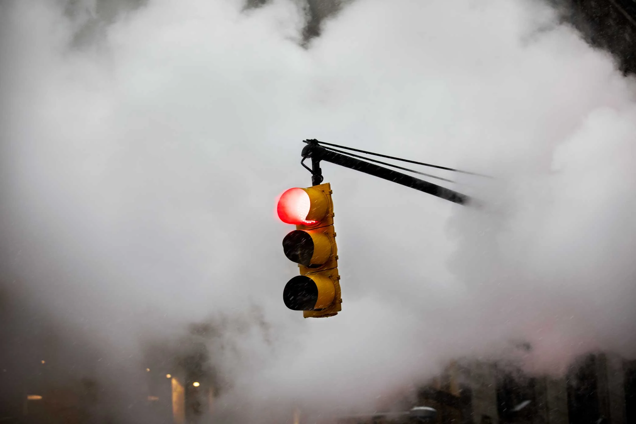 Stoplight and steam. Manhattan, New York. 2017