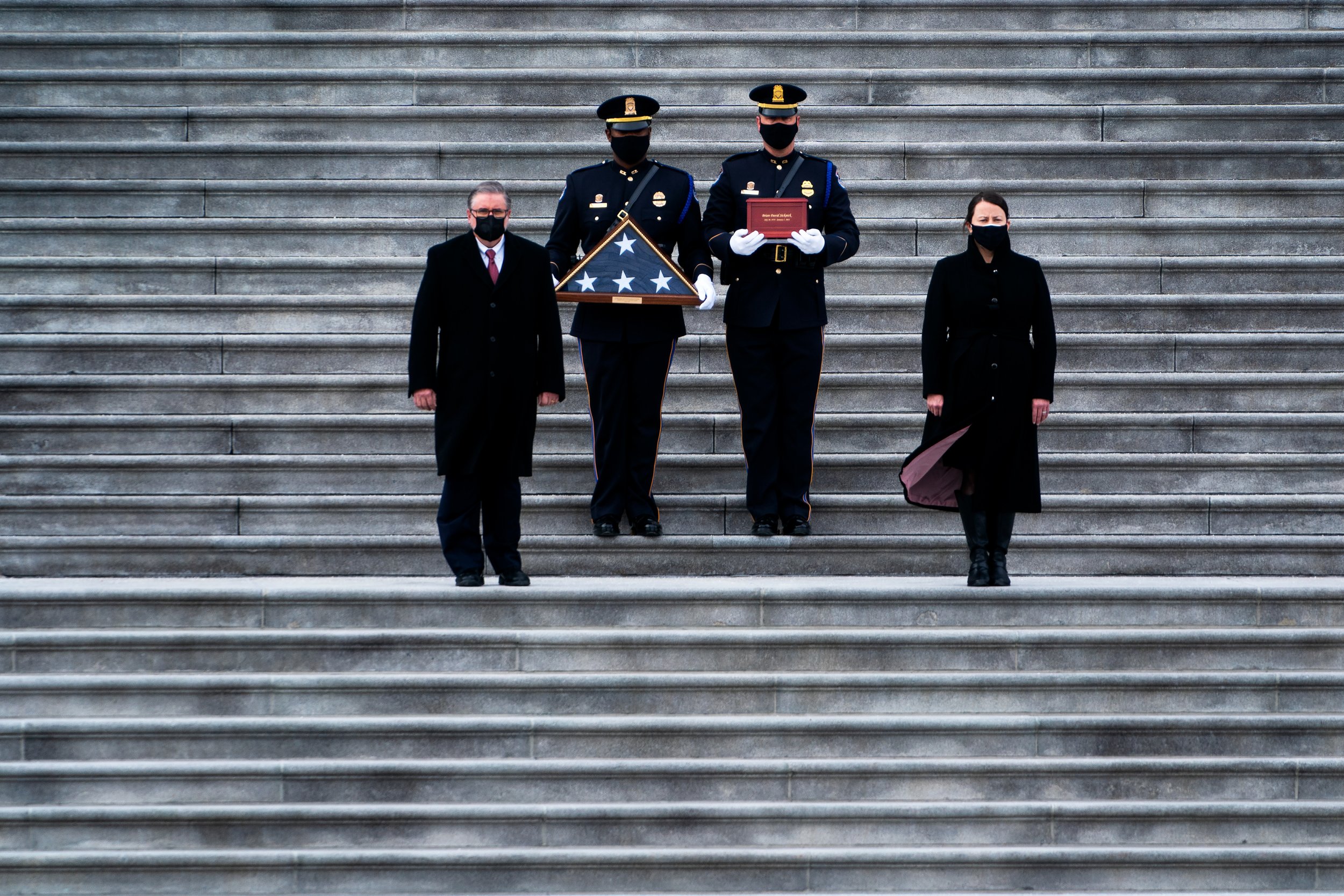  U.S. Capitol Police pay their respects during a ceremony memorializing U.S. Capitol Police Officer Brian D. Sicknick, 42. 