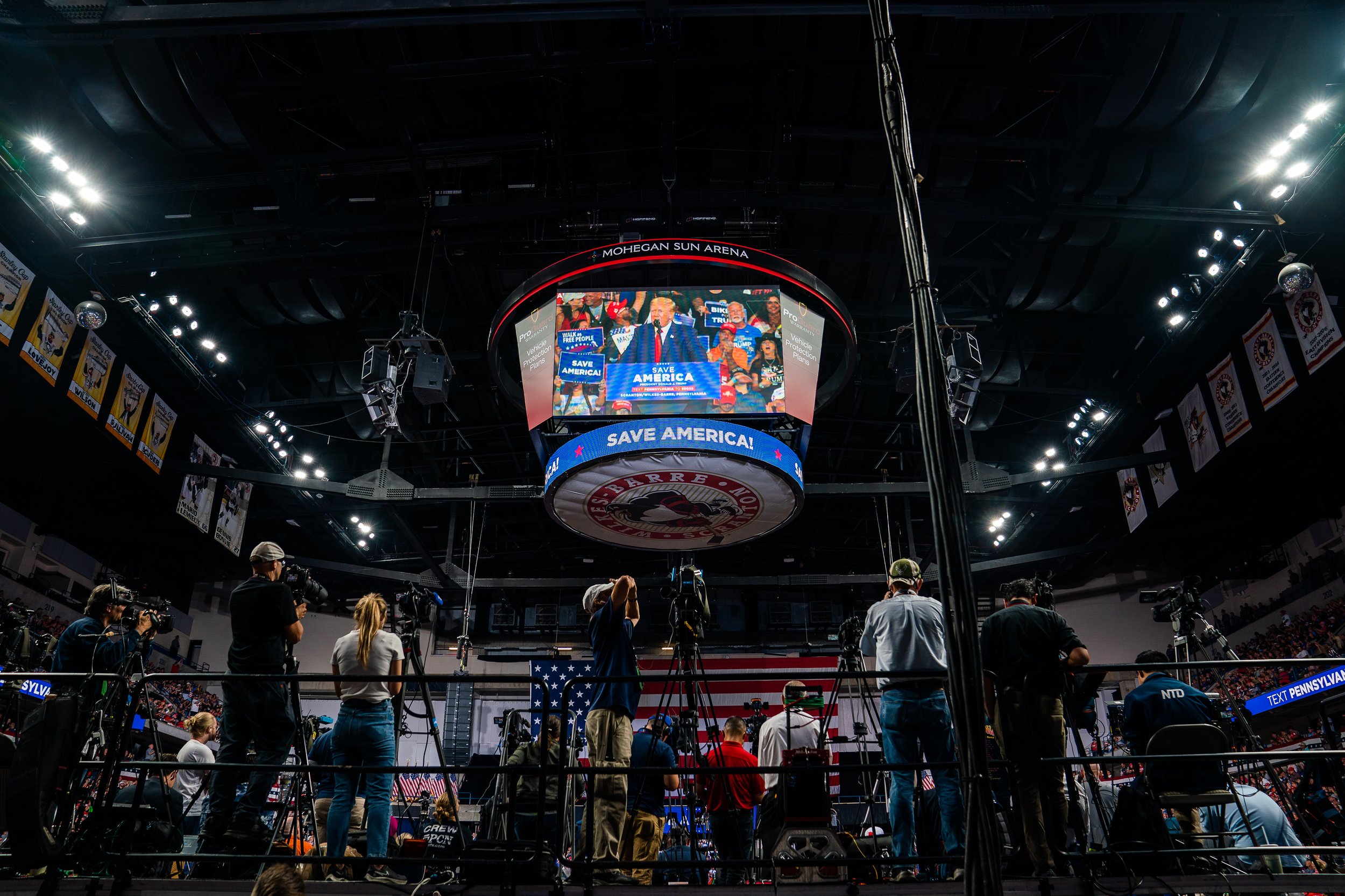 Former US President Donald J. Trump on screen during a rally for Pennsylvania Republican candidate Dr. Mehmet Oz and gubernatorial candidate Doug Mastriano at the Mohegan Sun Arena at Casey Plaza in Wilkes-Barre, PA.  