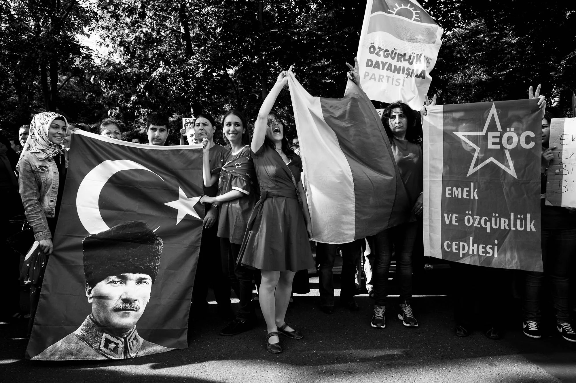 Tausende protestieren in Berlin gegen die Regierung von Tayyip E