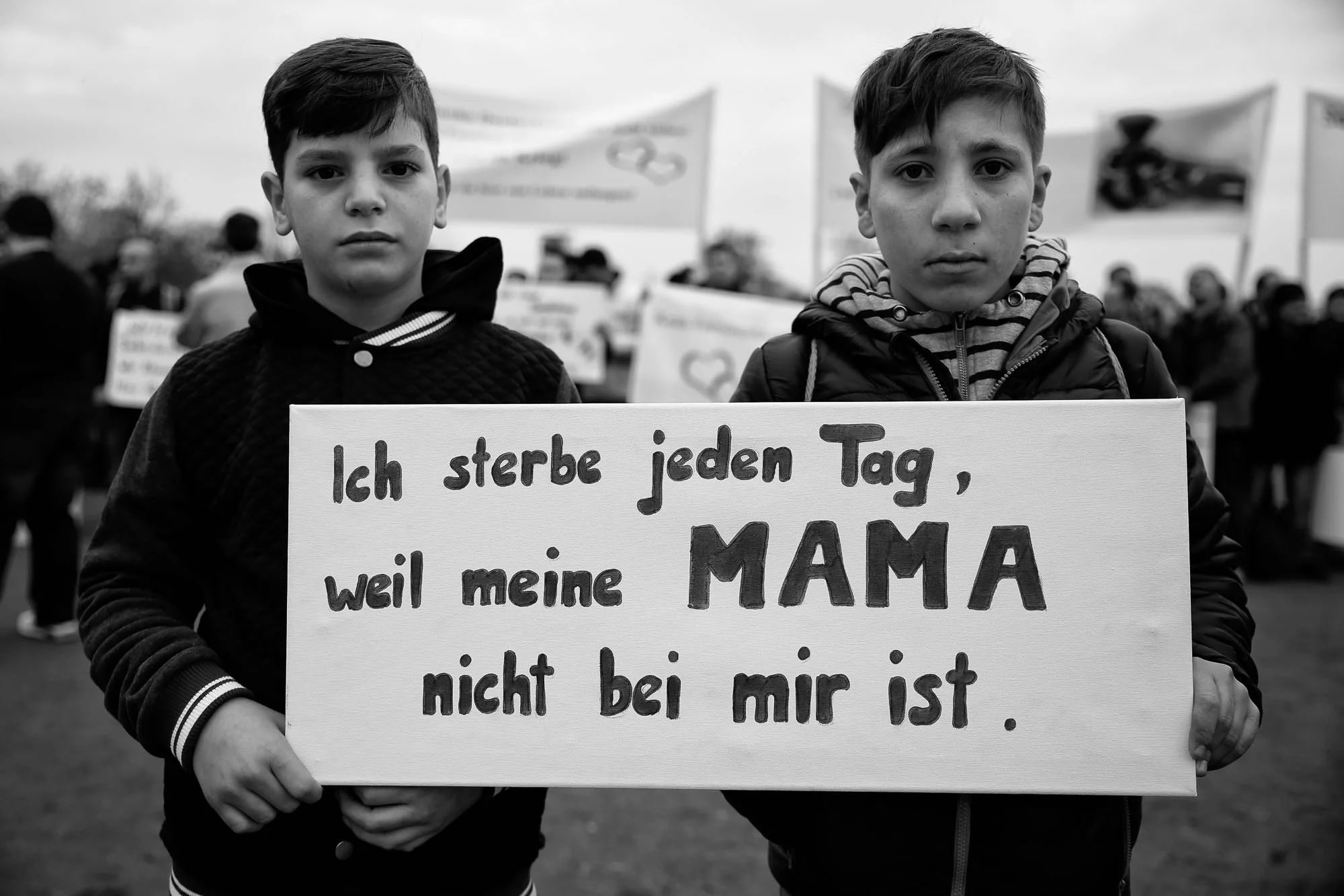 Syrische Geflüchtete protestieren in Berlin für Familiennachzu