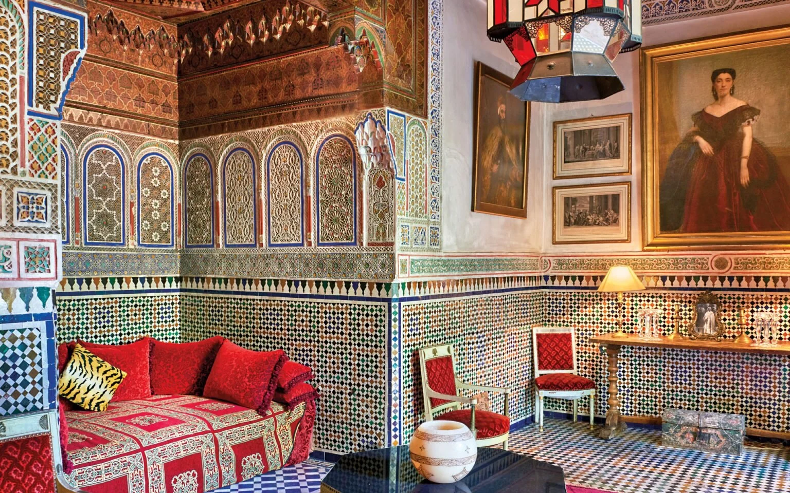 InsideMarrakesh_p124-125_COVER-1-1536x960.jpg