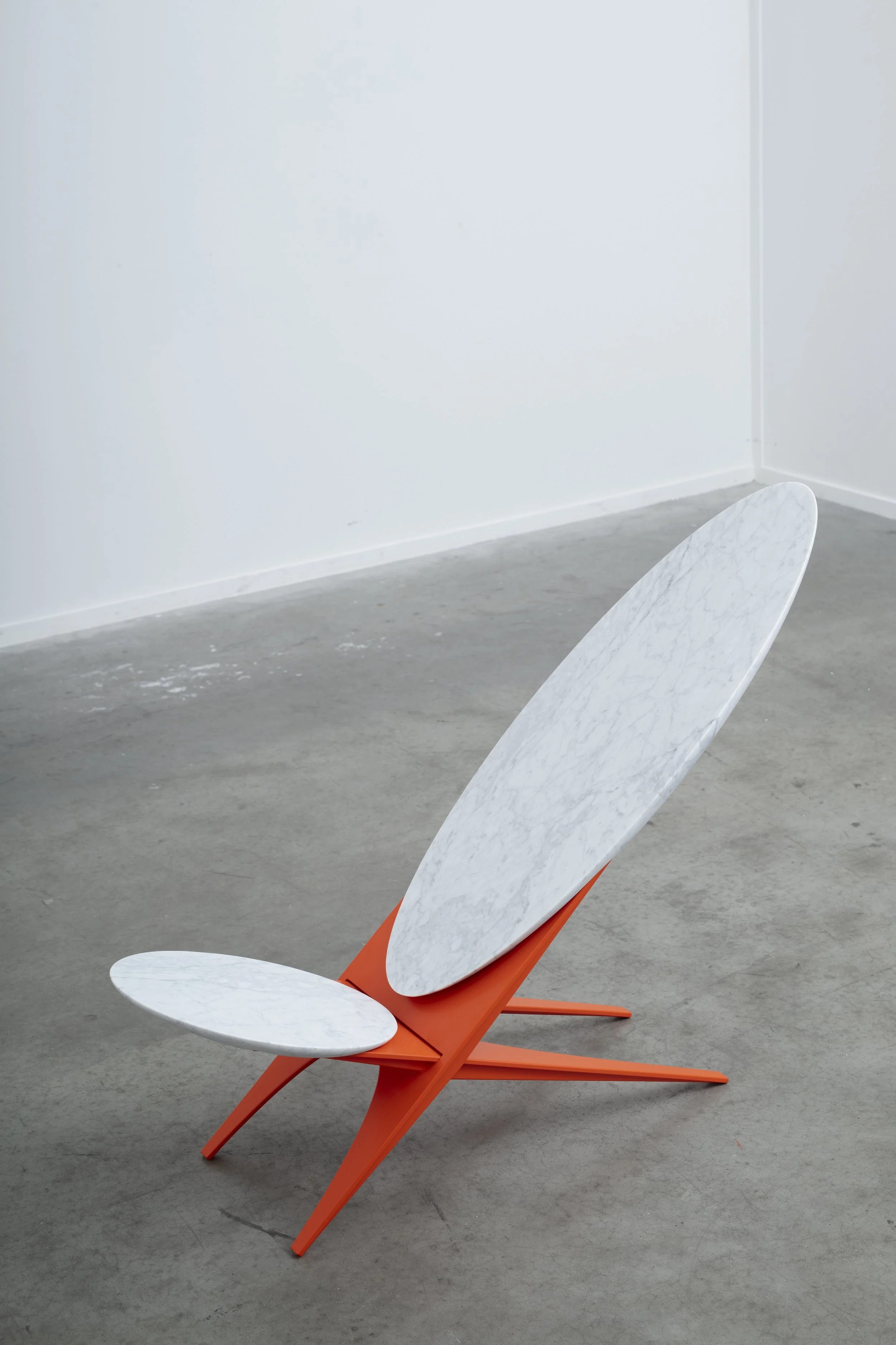 7 Ross_Series-2_Two-part_Lounge_Chair_01.jpg