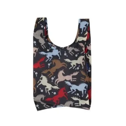Baggu_HorseCutOuts_Bag.jpg