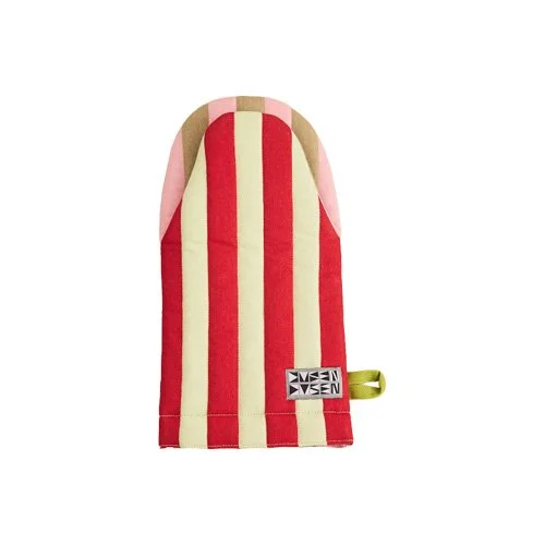 Oven_Mitt_Ladybug_3.jpg