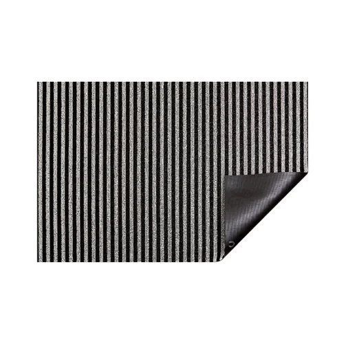 Chilewich Breton Stripe Shag Mat – classic striped design meets durable, quick-dry performance for indoor or outdoor spaces.