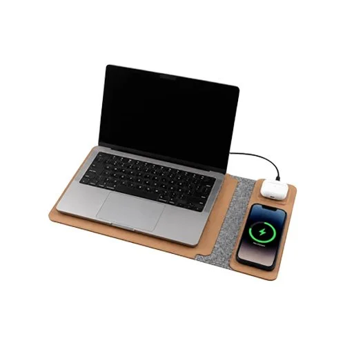 Wireless_Charging_Laptop_Sleve_Scene.jpg