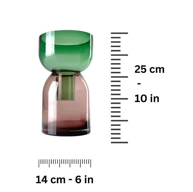 Contemporary glass vase from Cloudnola, designed in the Netherlands.