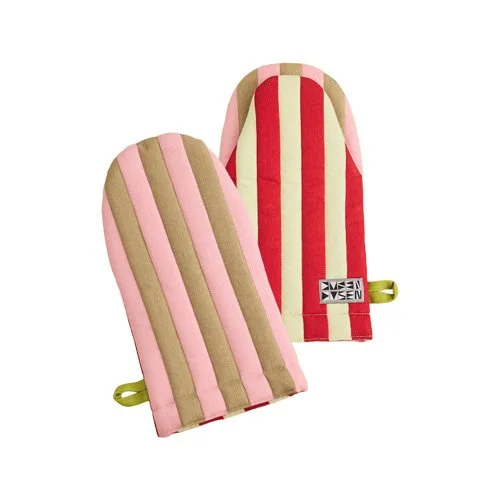 Oven_Mitt_Ladybug_2.jpg