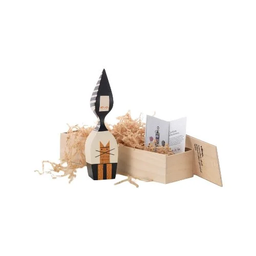 Vitra Wooden Doll No. 20, designed by Alexander Girard in 1953 — handcrafted midcentury decor with artistic individuality.