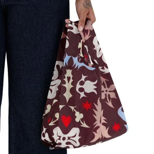 Lightweight recycled nylon tote designed for everyday use