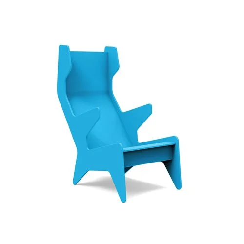 Eco-friendly recycled plastic outdoor lounge chair with timeless midcentury style. (Copy)