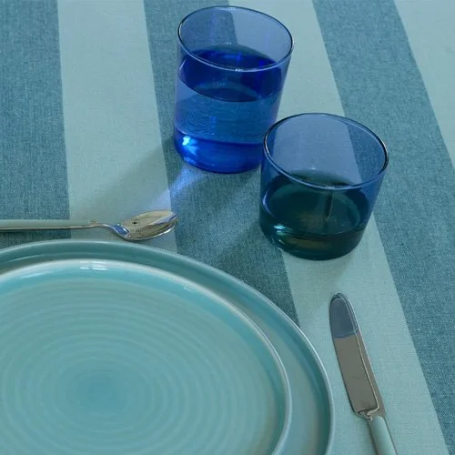 Hawkins New York Essential Blue 20 oz Glass — elegant, durable drinkware for everyday use.