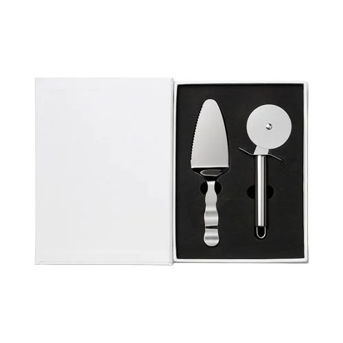 Organized pizza tool set for kitchen prep and table service
