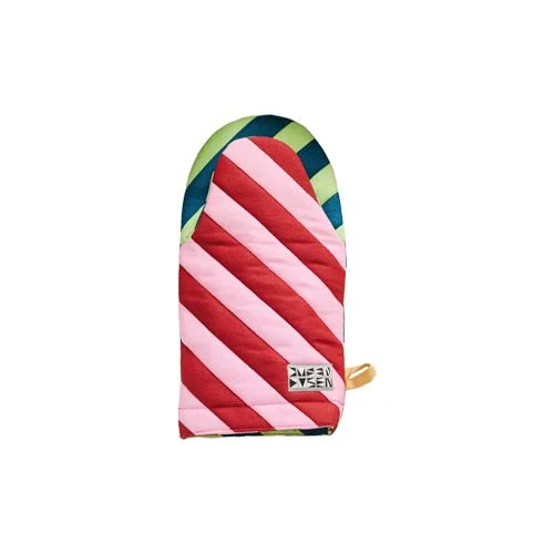 Dusen Dusen striped oven mitts in Brioche with cotton exterior and poly-fill interior