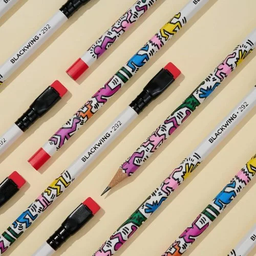 Designer Blackwing Volumes 292 set blending performance with bold pop art design.