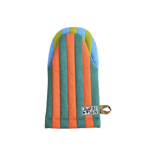 Oven_Mitt_Grasshopper_1.jpg
