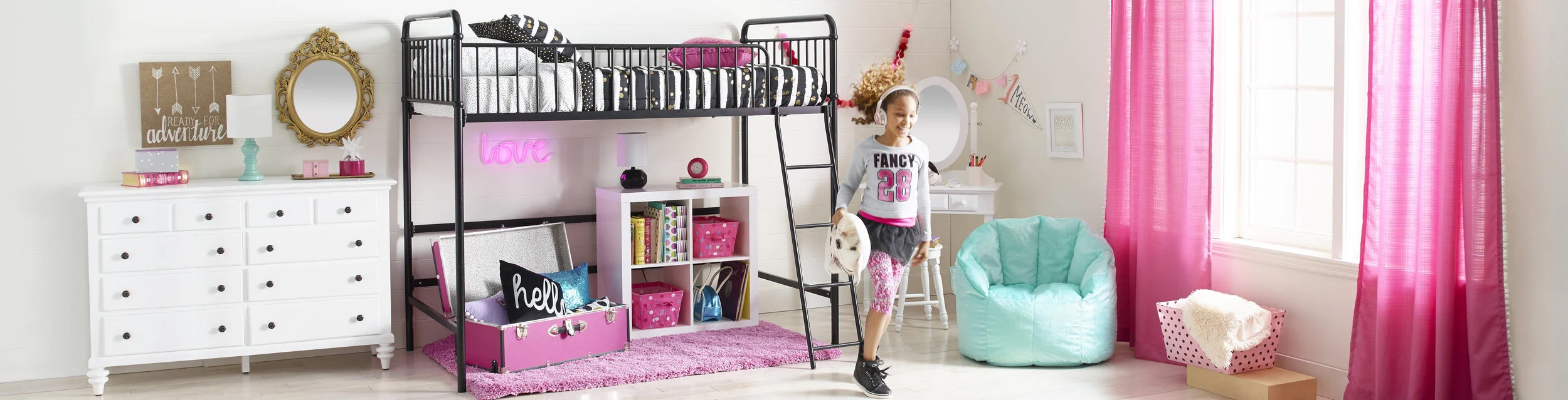 38271_158707_Mar_Home_Kids_Bed_Small_Space_GIRL.jpg