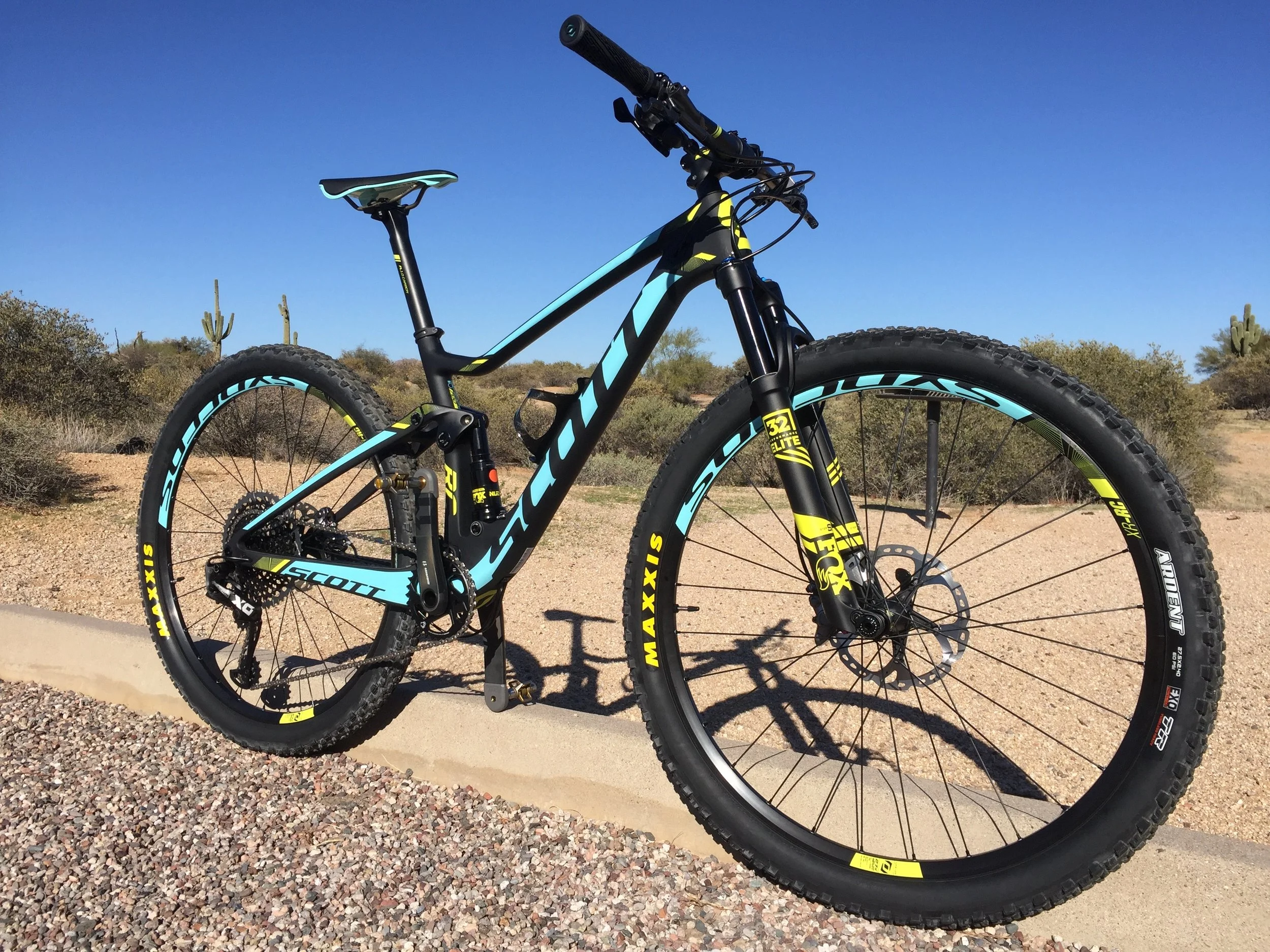 scott contessa spark 700 rc