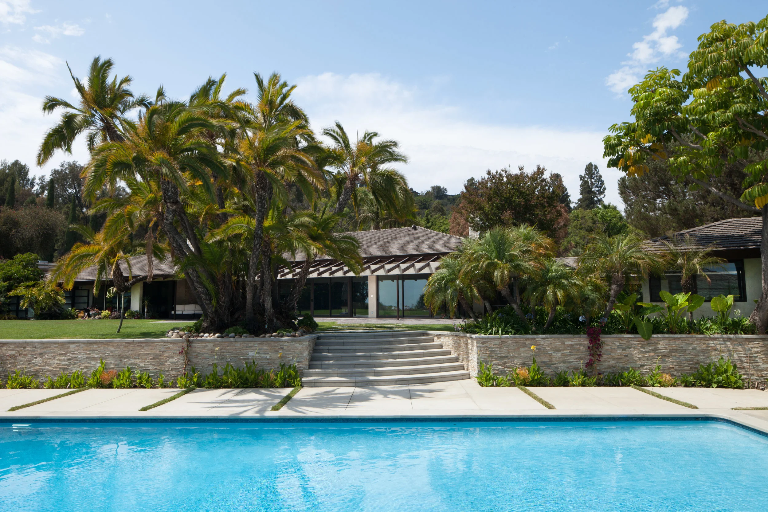 415 Robert Ln-1613-Edit.jpg