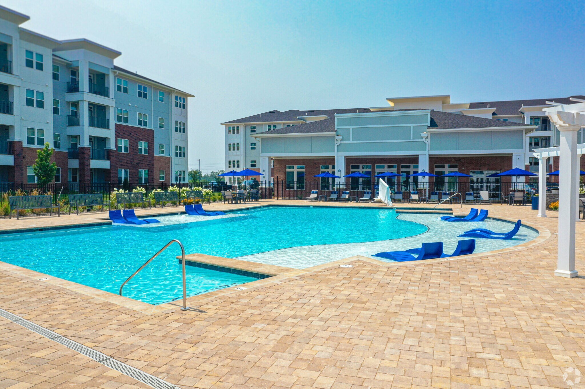 center-west-apartments-midlothian-va-building-photo (3).jpg