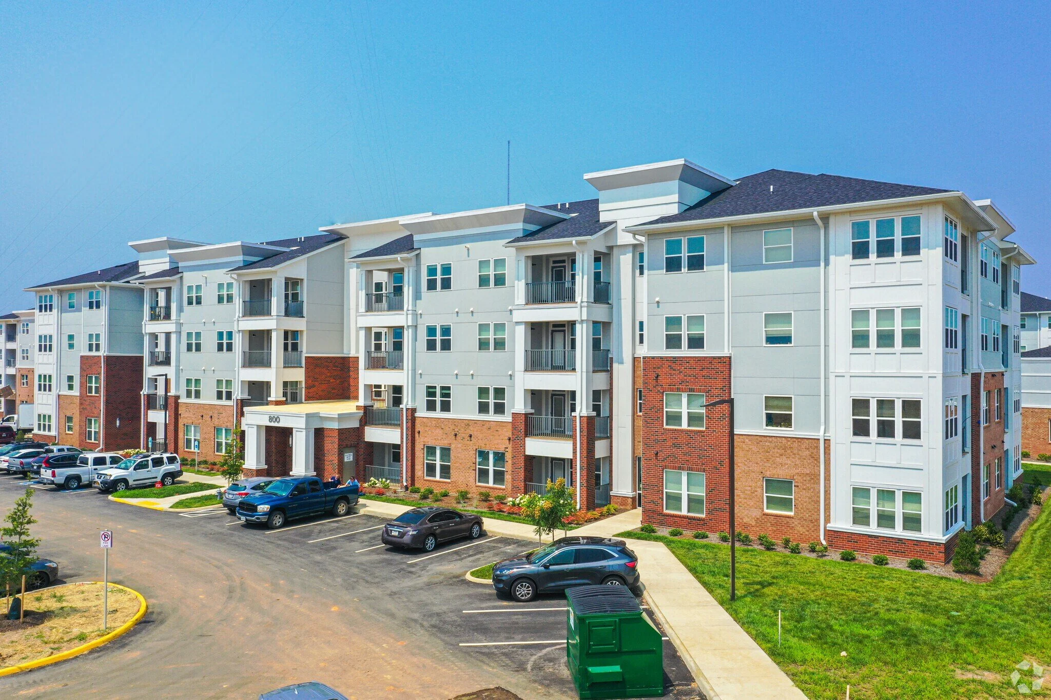 center-west-apartments-midlothian-va-building-photo (4).jpg