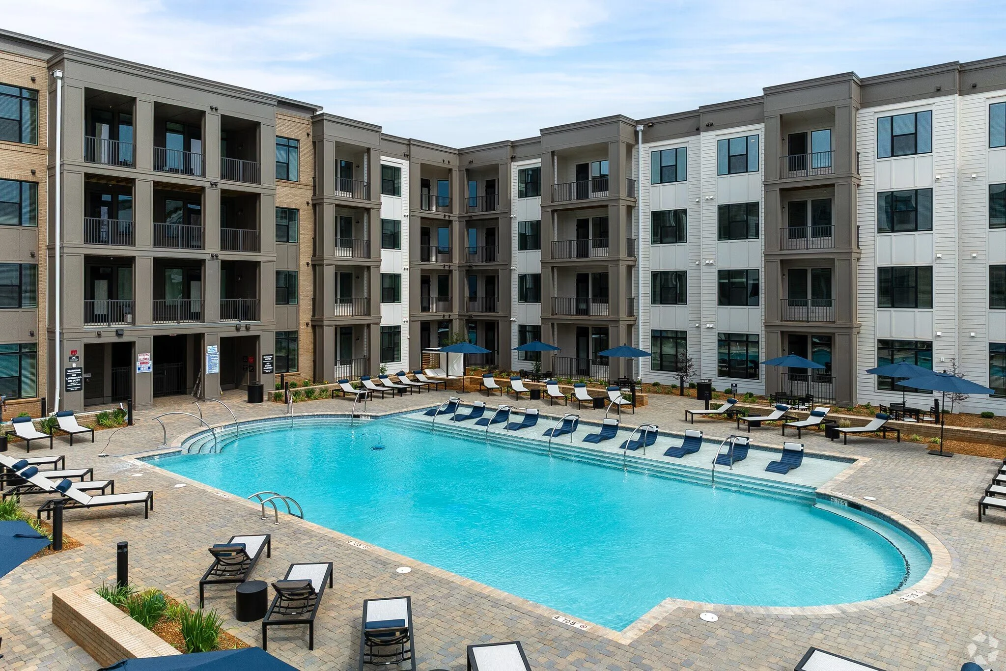dorsey-overlook-photo-7-pool.jpg