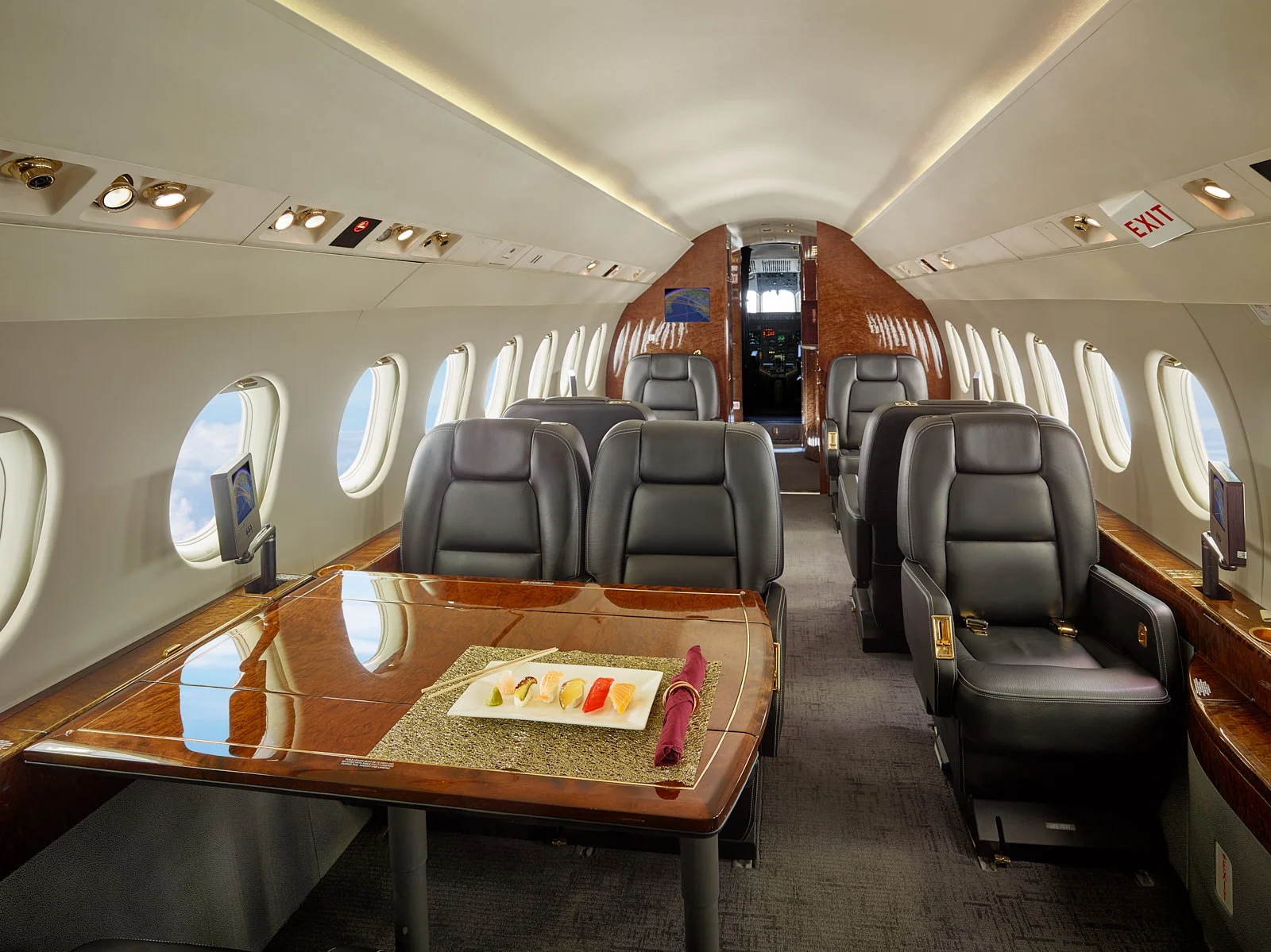 Falcon 2000 - Dumont Aviation