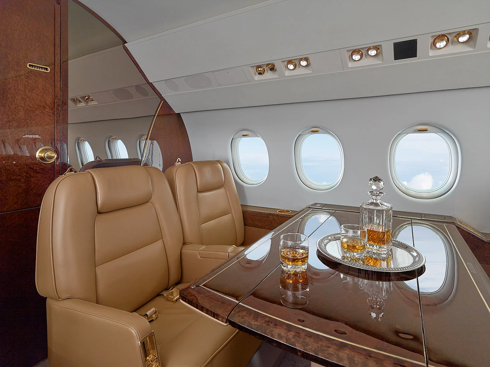 Dassault Falcon 2000