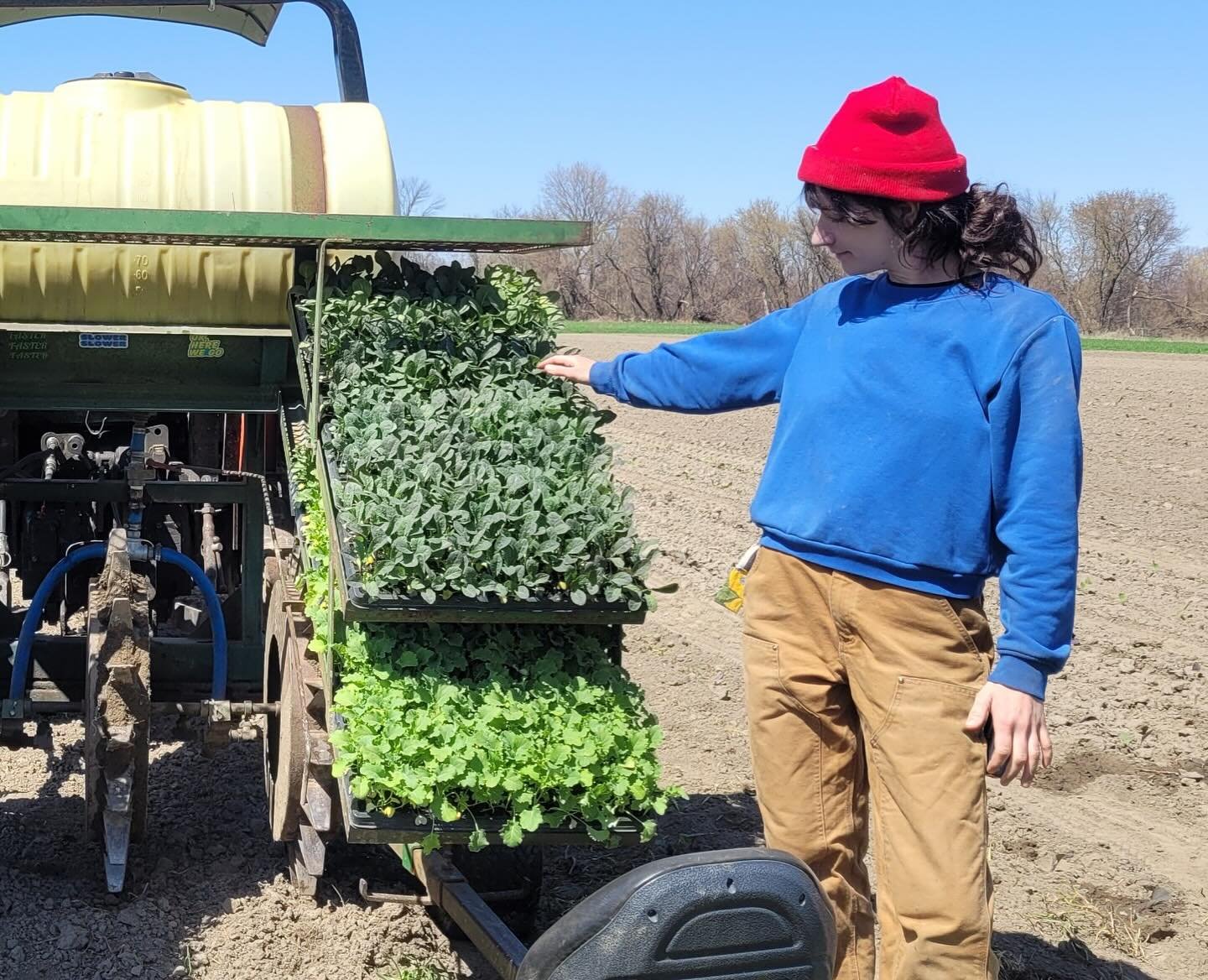 Faces of the farm💞 Molly transplanting! Molly twinning with Will! Molly telling us all about astrology! Molly being awesome! Go see Molly, and the rad work she&rsquo;s put into @plexartsfest tomorrow evening! We love Molly!