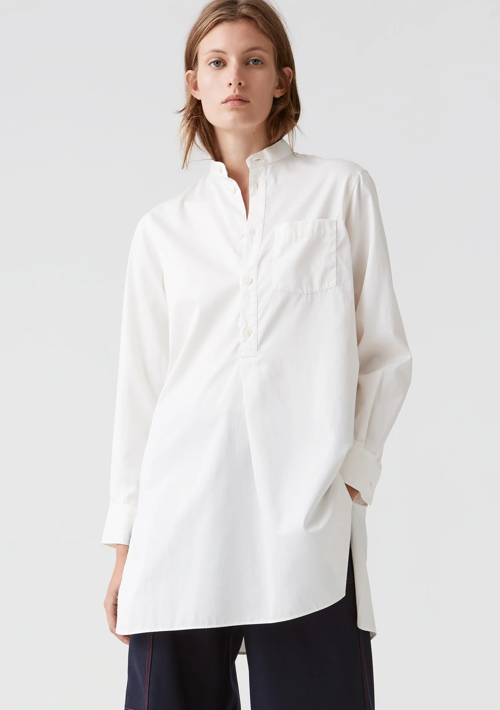 hope-wom-mighty-shirt-cream-detalj.jpg