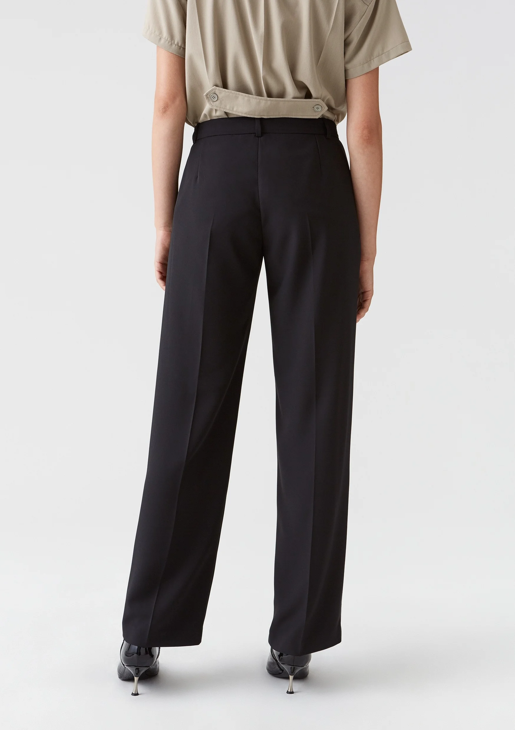 hope-wom-soft-trouser-black-back.jpg