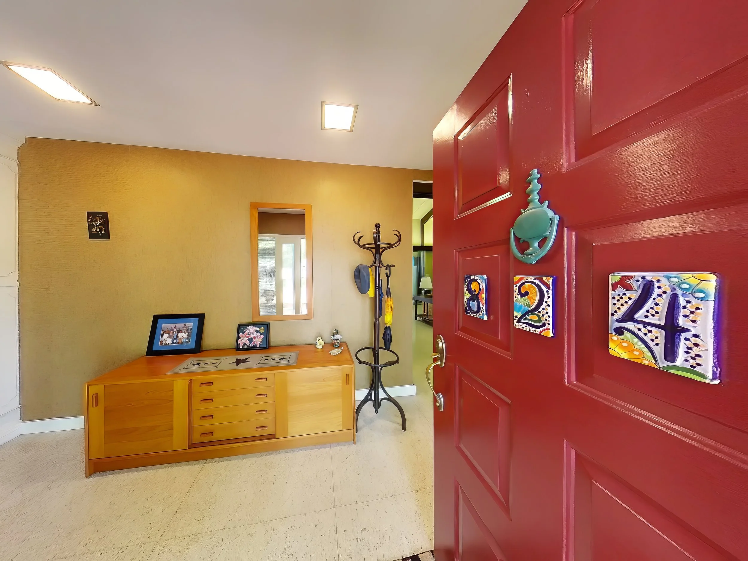 824 Jay St_Eden_20230616_21.jpg
