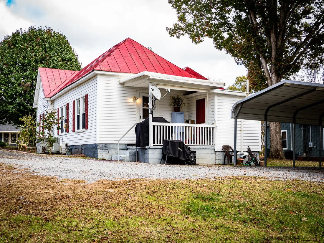 537 Washburn Ave_Eden_241108-10.jpg