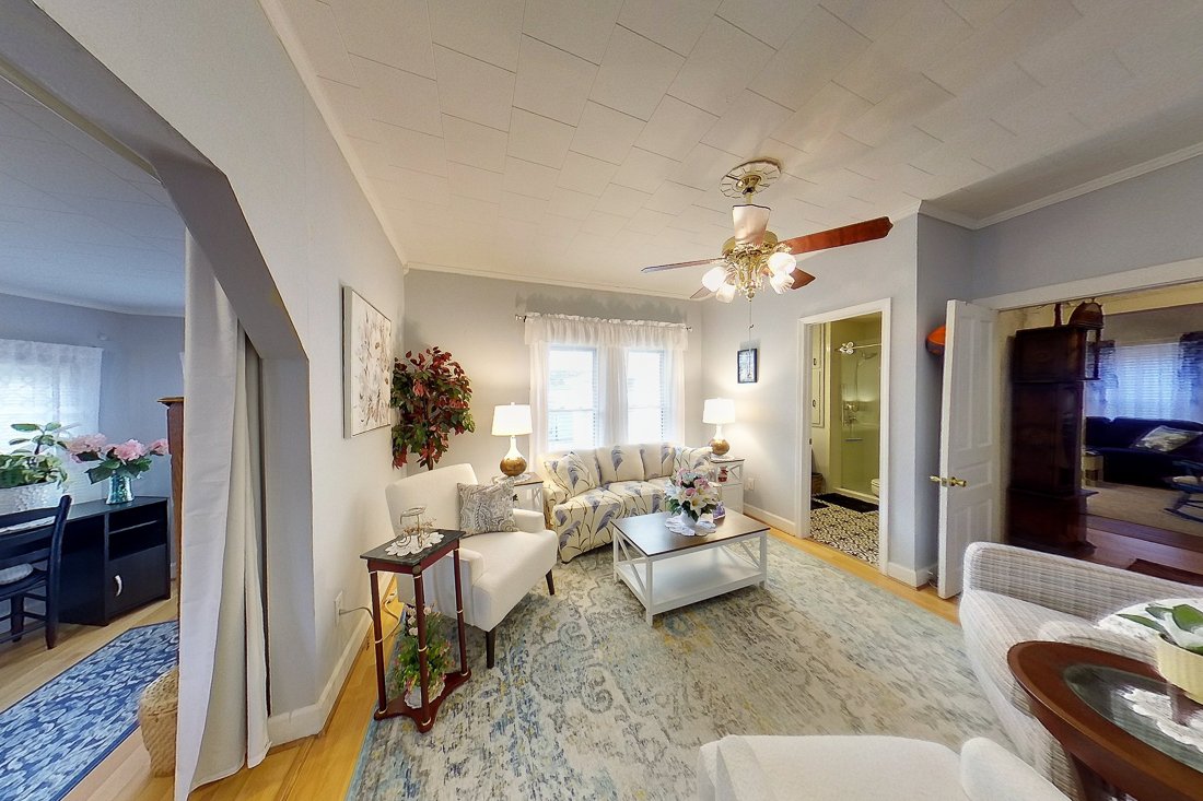 537 Washburn Ave_Eden_241108-30.jpg